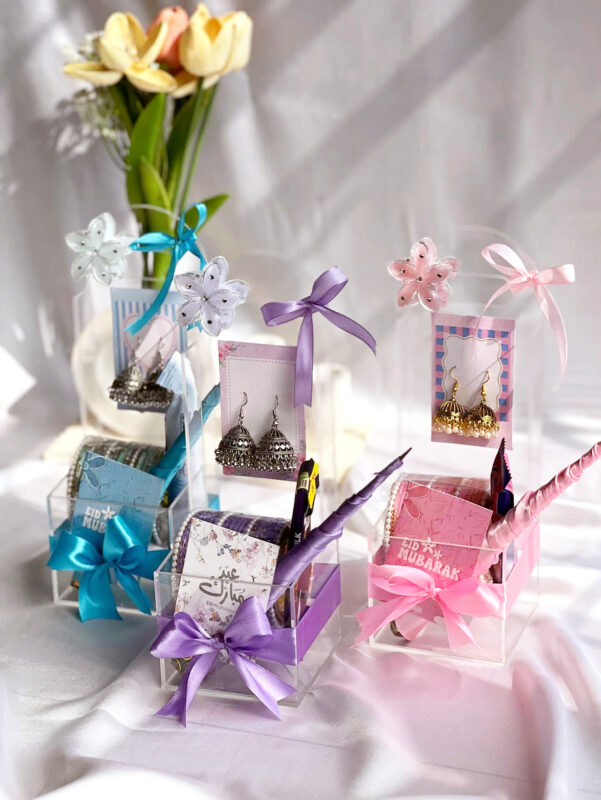 Eid Gift For Her. Wafaa Gifting #fypchallenge #fypシ #eidcollection #eidcollection2026 #churi #churilovers #churicollection #fypreelsシ゚viralシ #acrylic